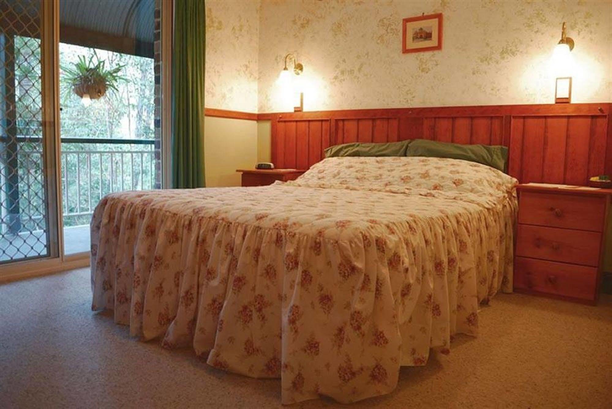 ゴールドコースト ランバラーラ ベッド アンド ブレックファースト Bed & Breakfast エクステリア 写真
